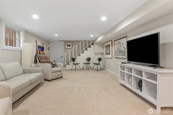 $1,485,500 | 12328 38th Avenue Northeast, Seattle, WA 98125