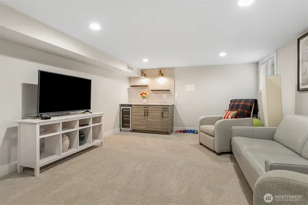 $1,485,500 | 12328 38th Avenue Northeast, Seattle, WA 98125