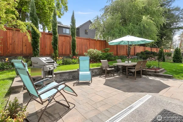 $1,485,500 | 12328 38th Avenue Northeast, Seattle, WA 98125