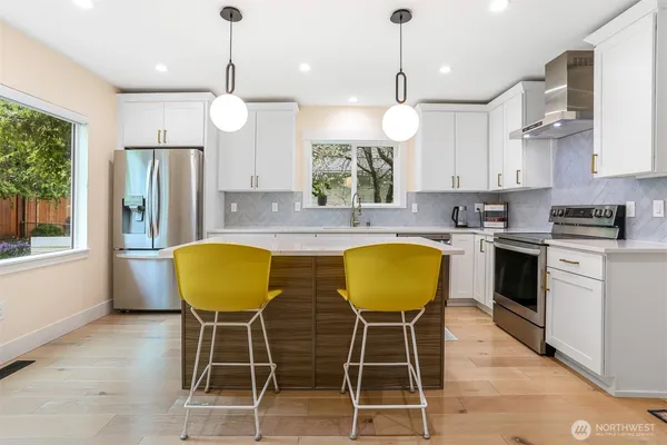 $1,485,500 | 12328 38th Avenue Northeast, Seattle, WA 98125