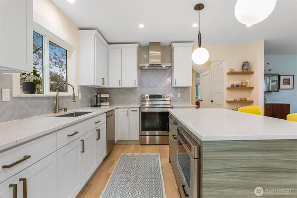 $1,485,500 | 12328 38th Avenue Northeast, Seattle, WA 98125