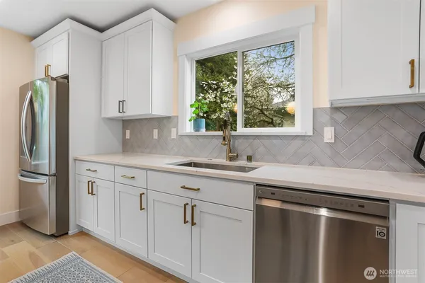 $1,485,500 | 12328 38th Avenue Northeast, Seattle, WA 98125