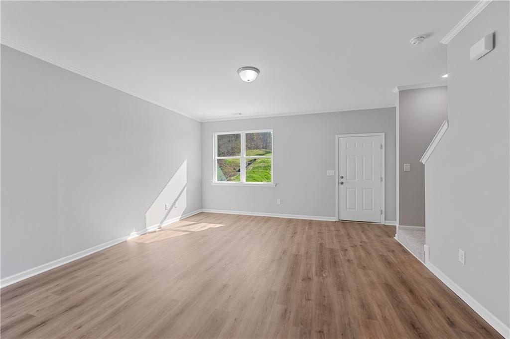2832 Laurel Ridge Circle Atlanta, GA 30344 - Photo 5 of 28
