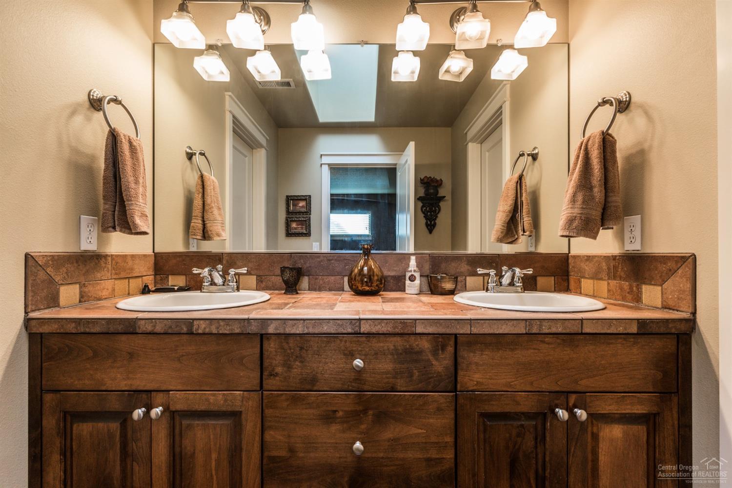 20981 Yeoman Road Bend, OR 97701 - Photo 20 of 25 Additional Photo