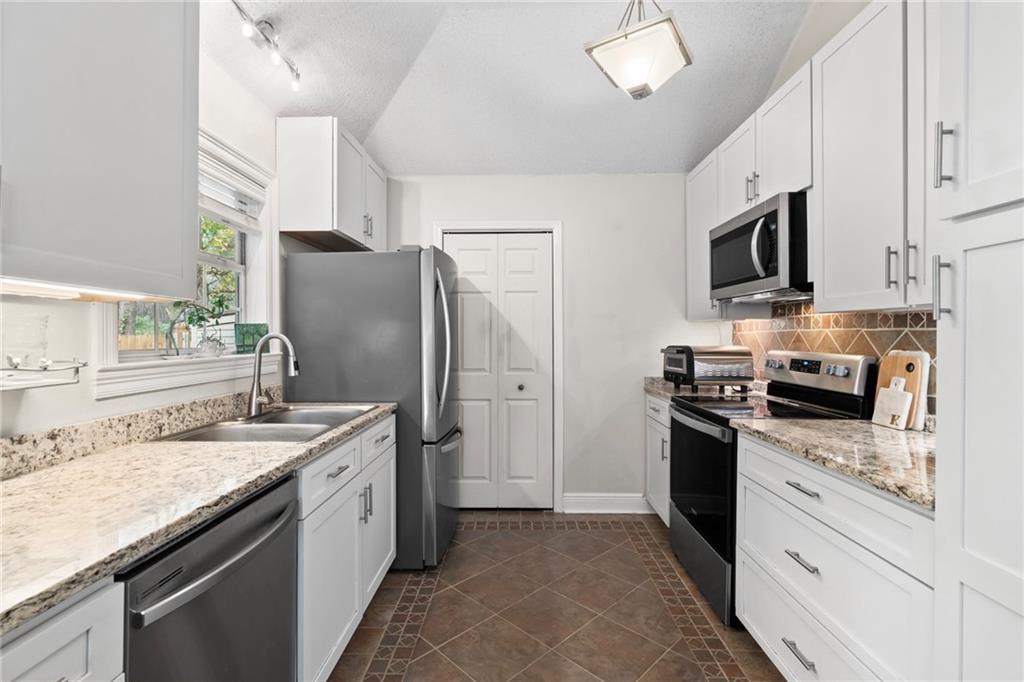 112 Beau Chenes Drive Slidell, LA 70460 - Photo 6 of 20