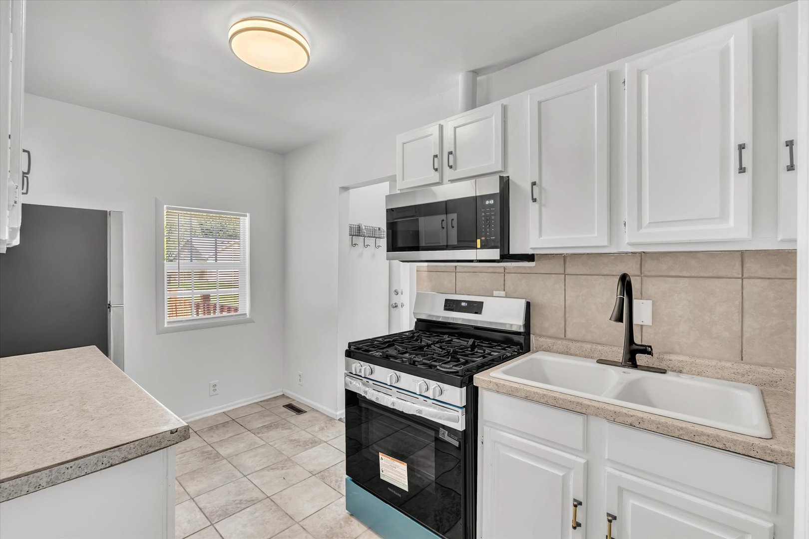 3224 40th Street Moline, IL 61265 - Photo 10 of 23