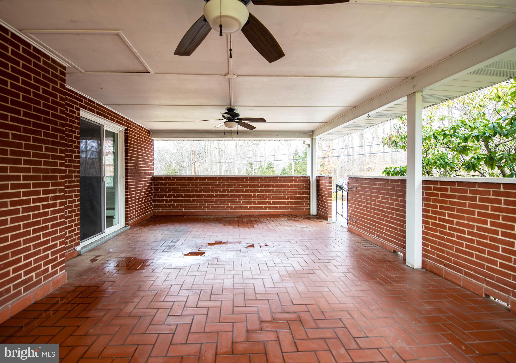 300 Plumtree Road Bel Air, MD 21015 - Photo 21 of 60 Great space to relax and entertain off of DR!