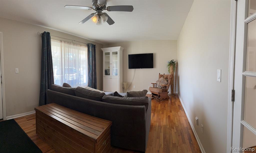 6499 North McKinley Road Flushing, MI 48433 - Photo 13 of 40