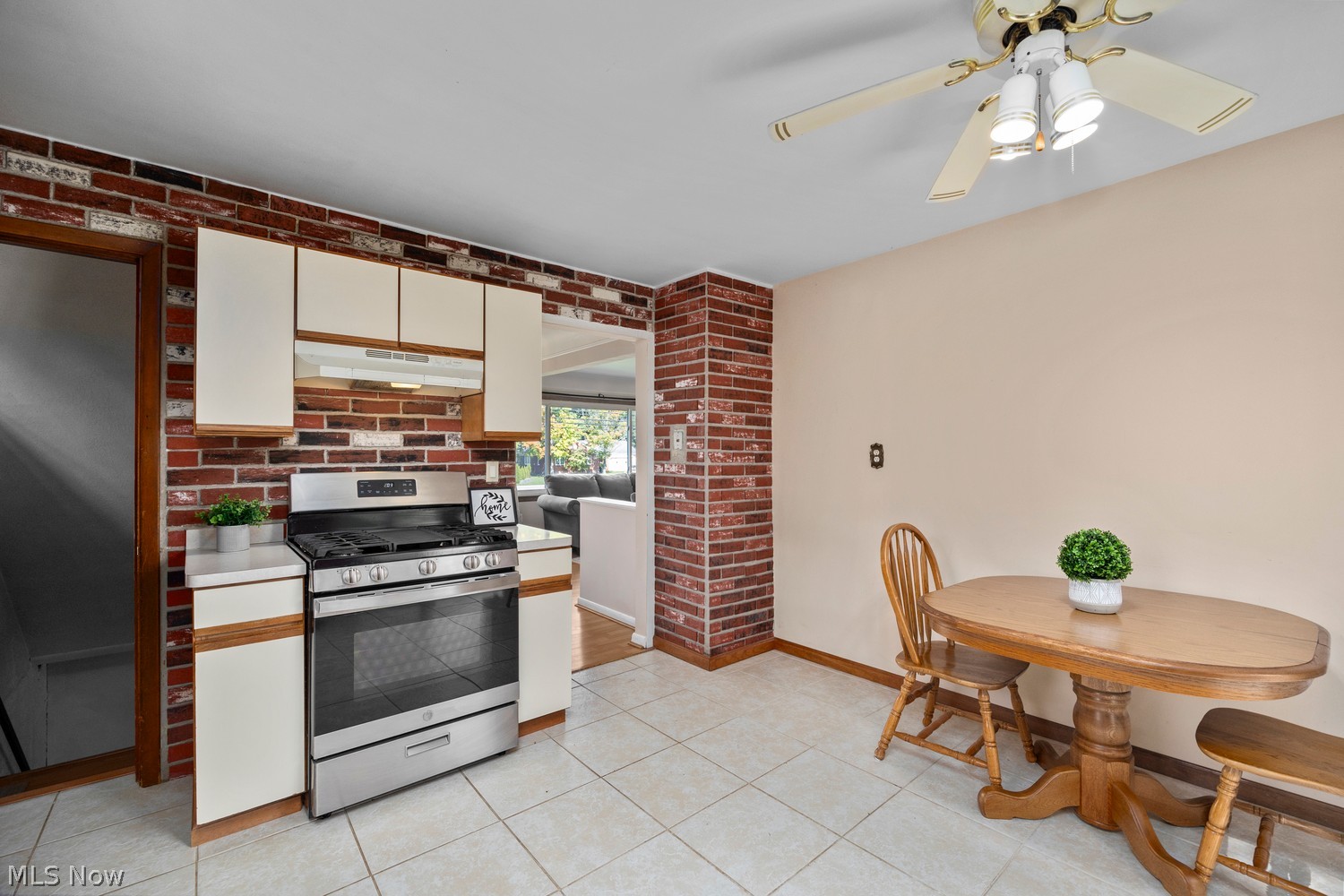 14931 Drake Road Strongsville, OH 44136 - Photo 14 of 43 Gallery Image 14