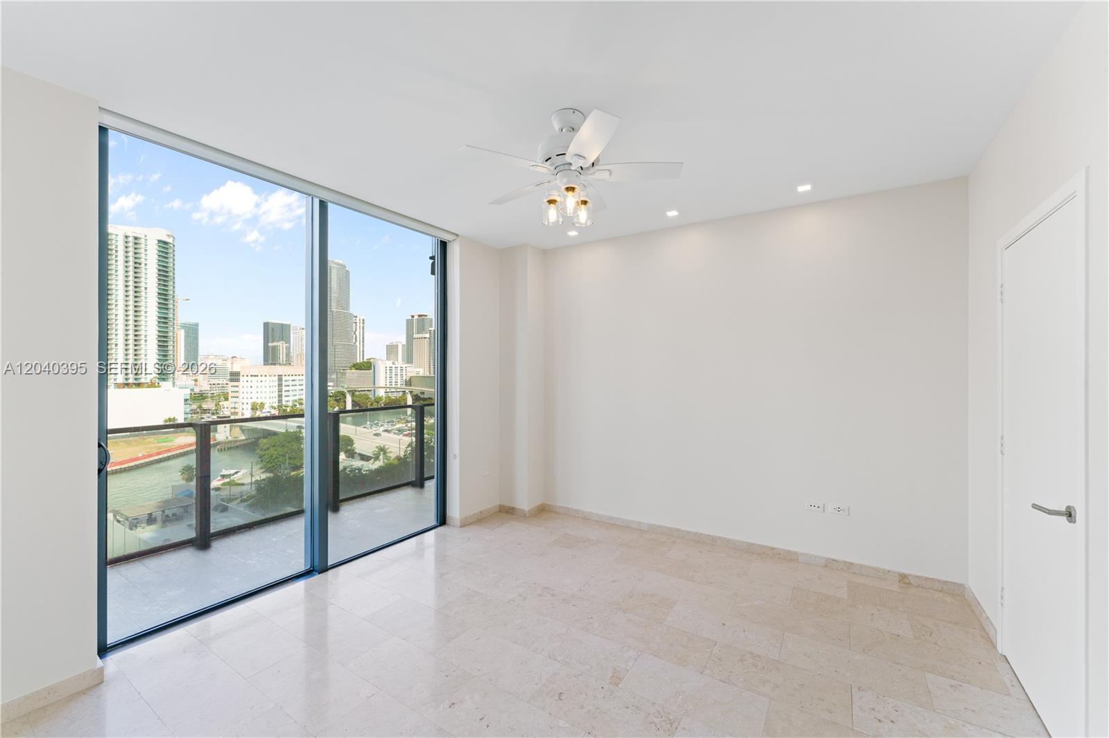 88 Southwest 7th Street, Unit 712 Miami, FL 33130 - Photo 16 of 22
