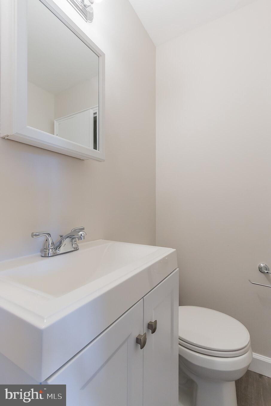 12511 Holdridge Road Silver Spring, MD 20906 - Photo 22 of 24 Seldom available half bath updated as well!