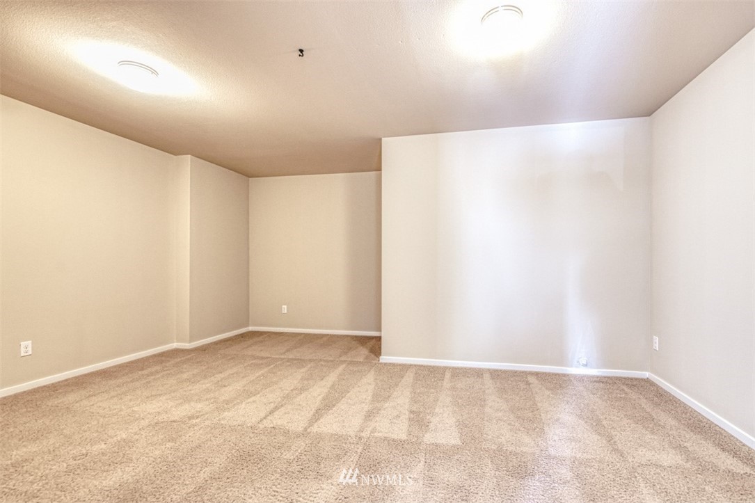 16408 2nd Drive Southeast Bothell, WA 98012 - Photo 4 of 18