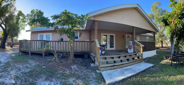$995,000 | 1220 A Road, LaBelle, FL 33935