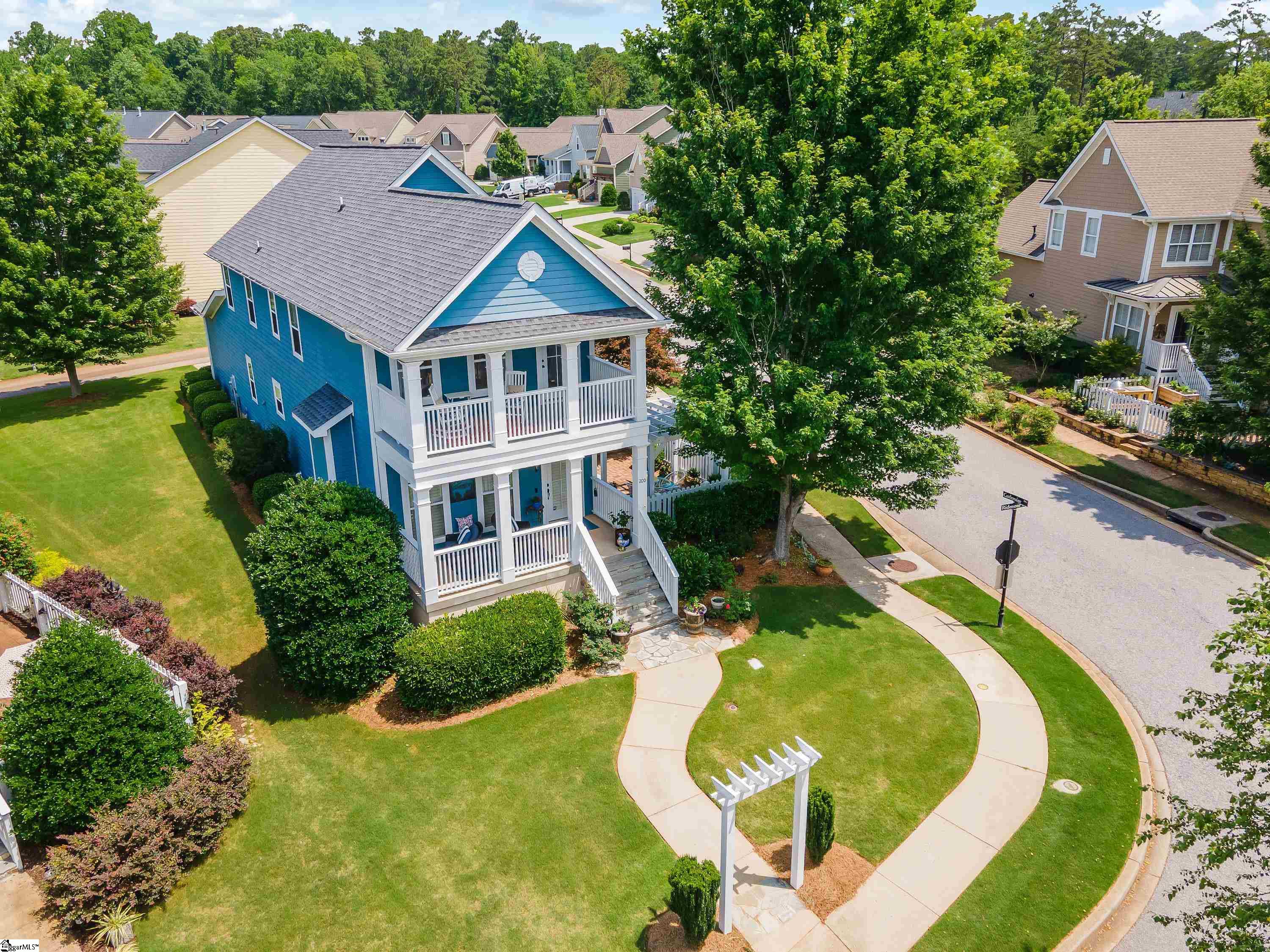 200 Ridenour Avenue Greenville, SC 29617 - Photo 1 of 36 Gallery Image 1