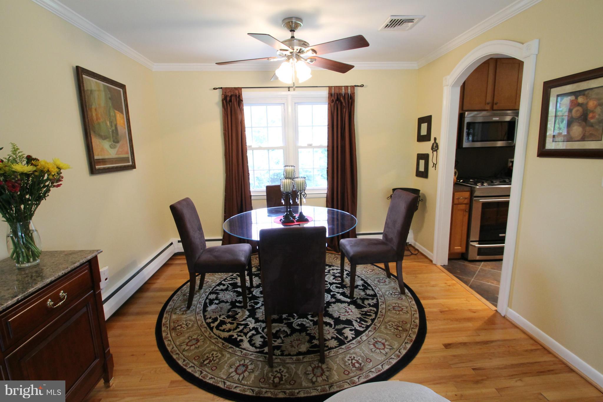 900 Sibley Road Baltimore, MD 21286 - Photo 7 of 18 Dining Room
