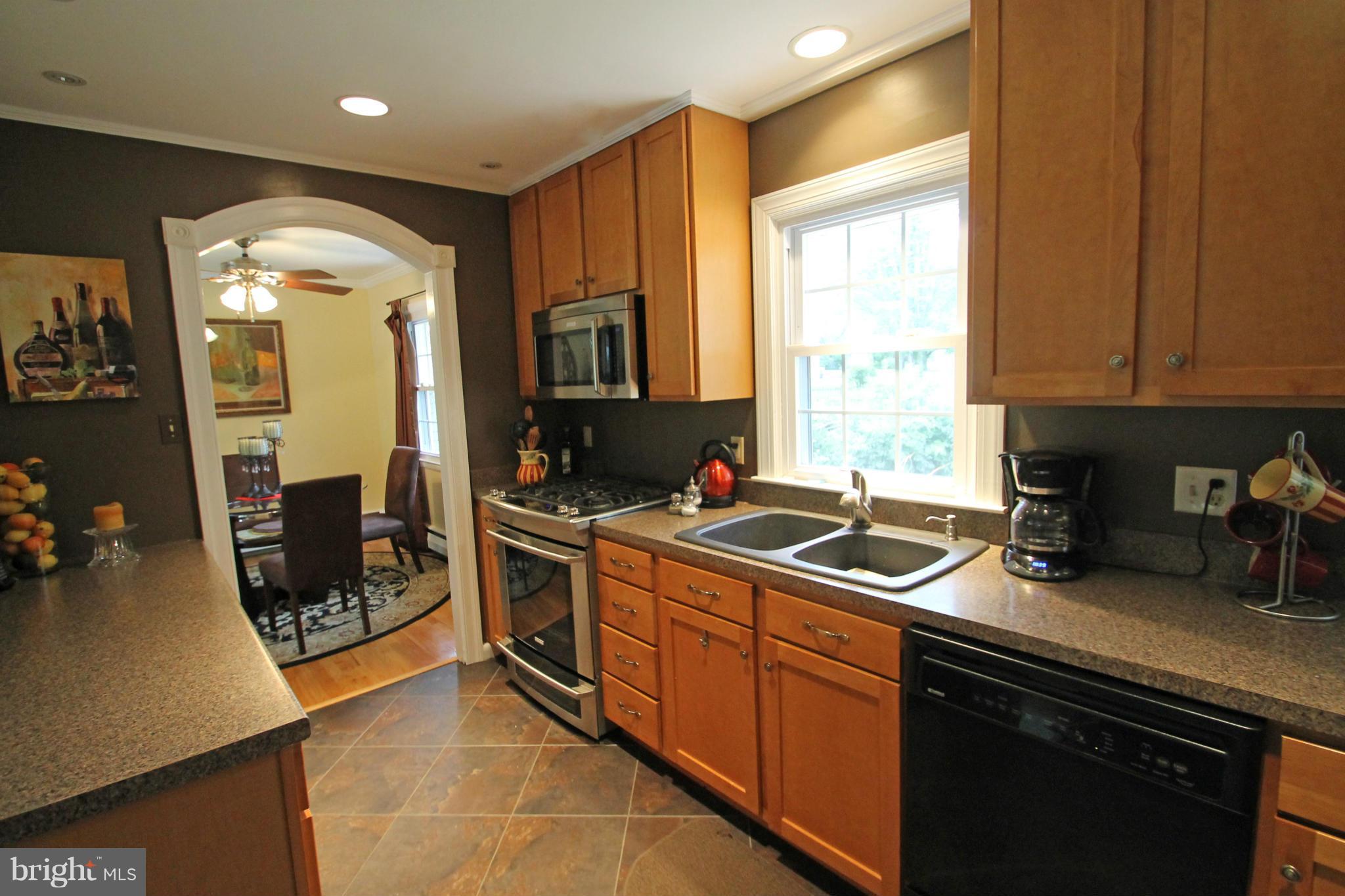 900 Sibley Road Baltimore, MD 21286 - Photo 8 of 18 Kitchen