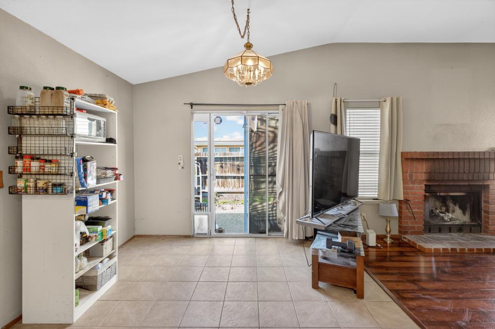 9131 Colonsay Way Sacramento, CA 95829 - Photo 18 of 37