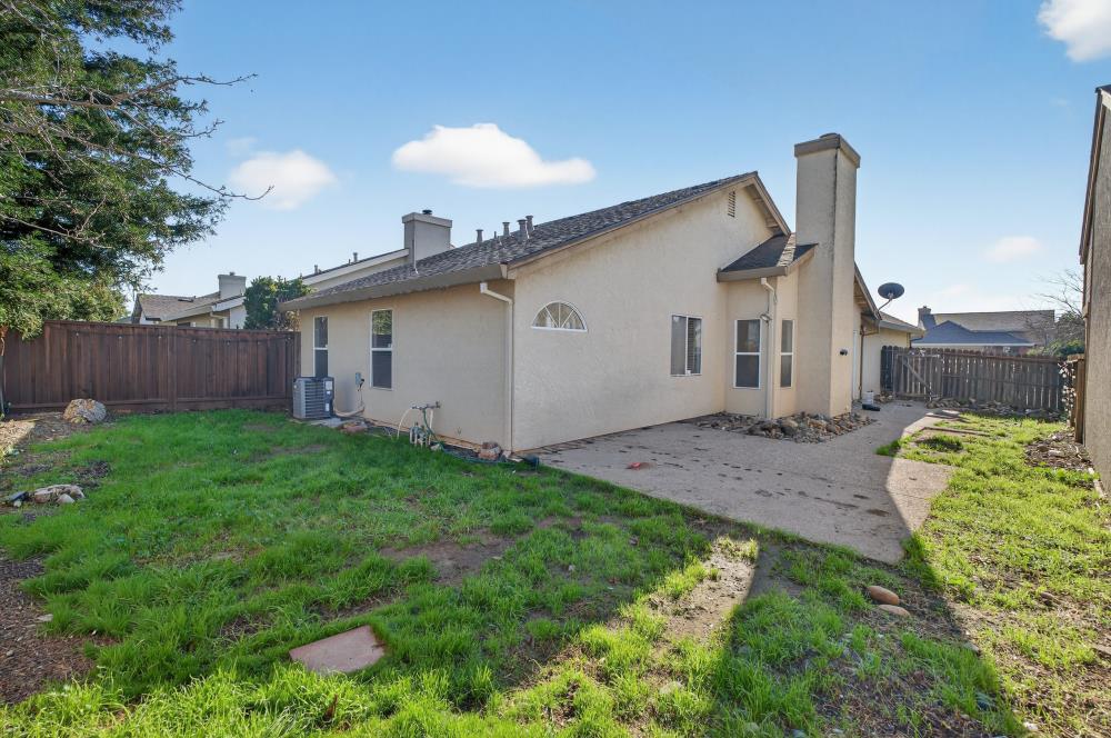 9131 Colonsay Way Sacramento, CA 95829 - Photo 27 of 37