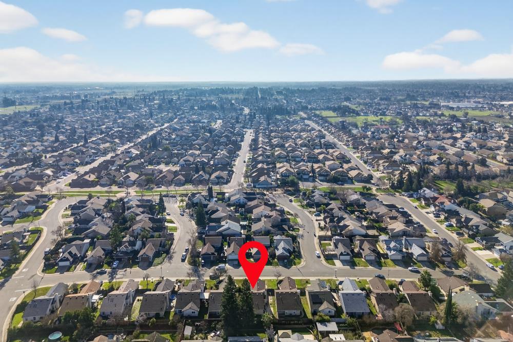 9131 Colonsay Way Sacramento, CA 95829 - Photo 34 of 37