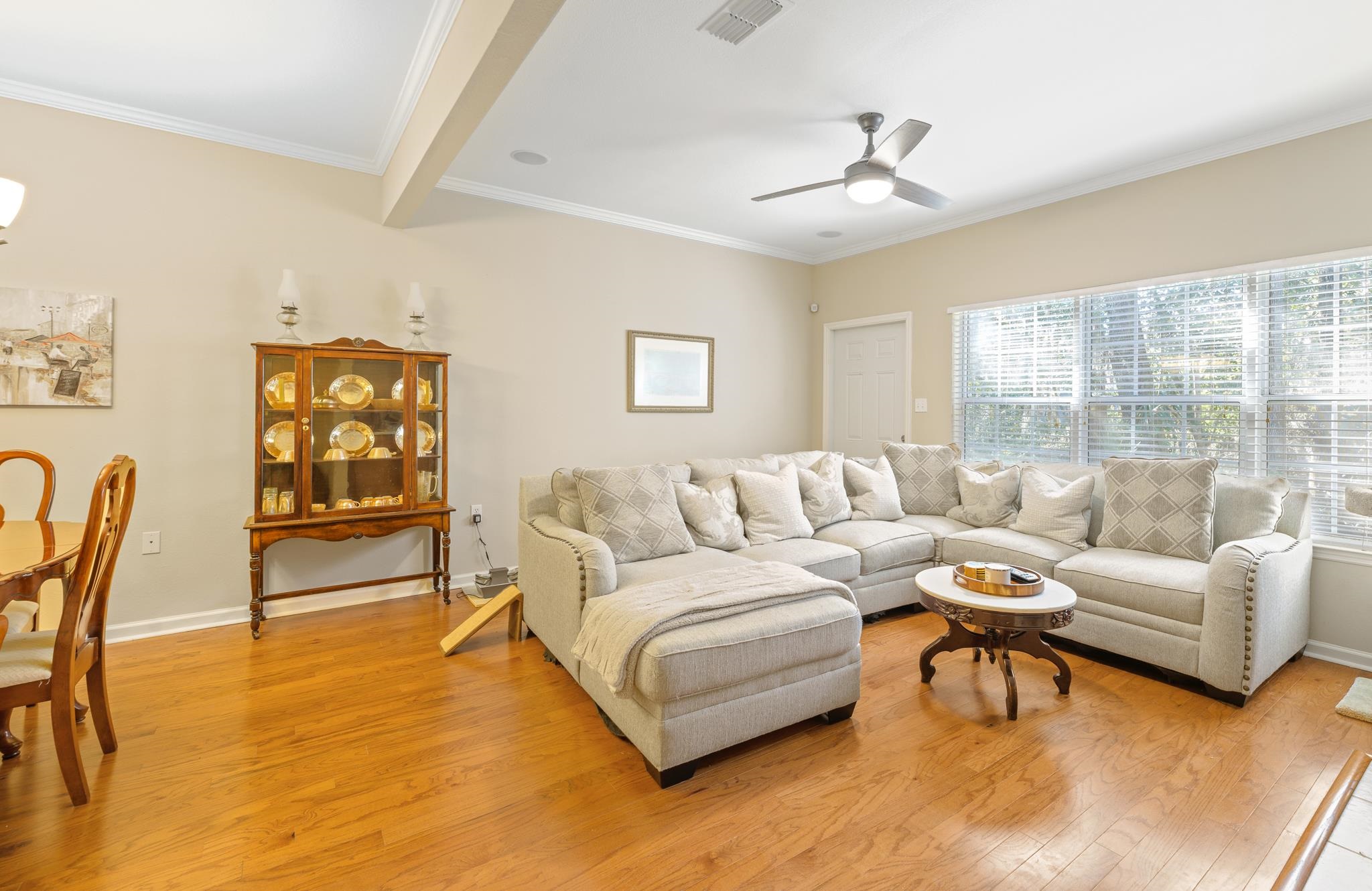 1320 Hendrix Road, Unit 801 Tallahassee, FL 32301 - Photo 2 of 25 Gallery Image 2