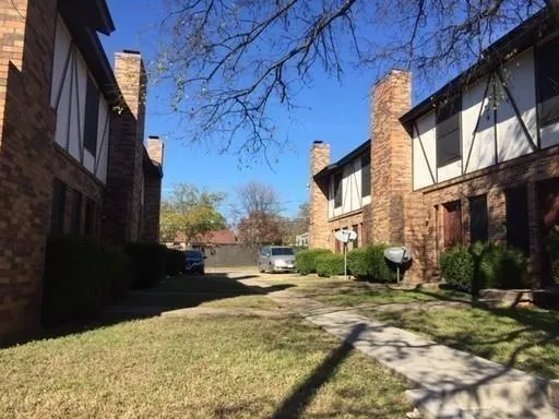$1,150 | 4936 Diaz Avenue, Unit 6, Fort Worth, TX 76107