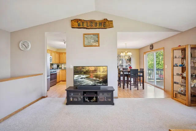 $475,000 | 1108 North Lake Drive West, Braham, MN 55006