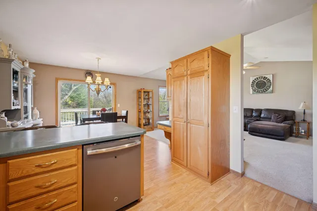 $475,000 | 1108 North Lake Drive West, Braham, MN 55006