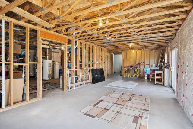 $475,000 | 1108 North Lake Drive West, Braham, MN 55006