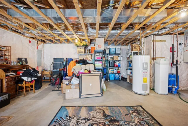 $475,000 | 1108 North Lake Drive West, Braham, MN 55006