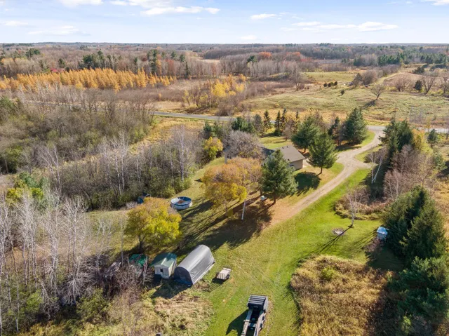 $475,000 | 1108 North Lake Drive West, Braham, MN 55006