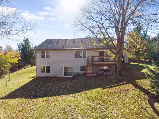 $475,000 | 1108 North Lake Drive West, Braham, MN 55006