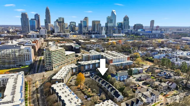 $449,000 | 1023 South Sycamore Green Place, Charlotte, NC 28202