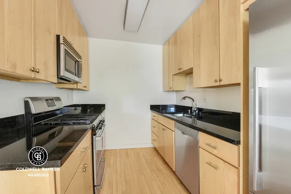 $9,750 | 40 East 94th Street, Unit 17G | Upper East Side