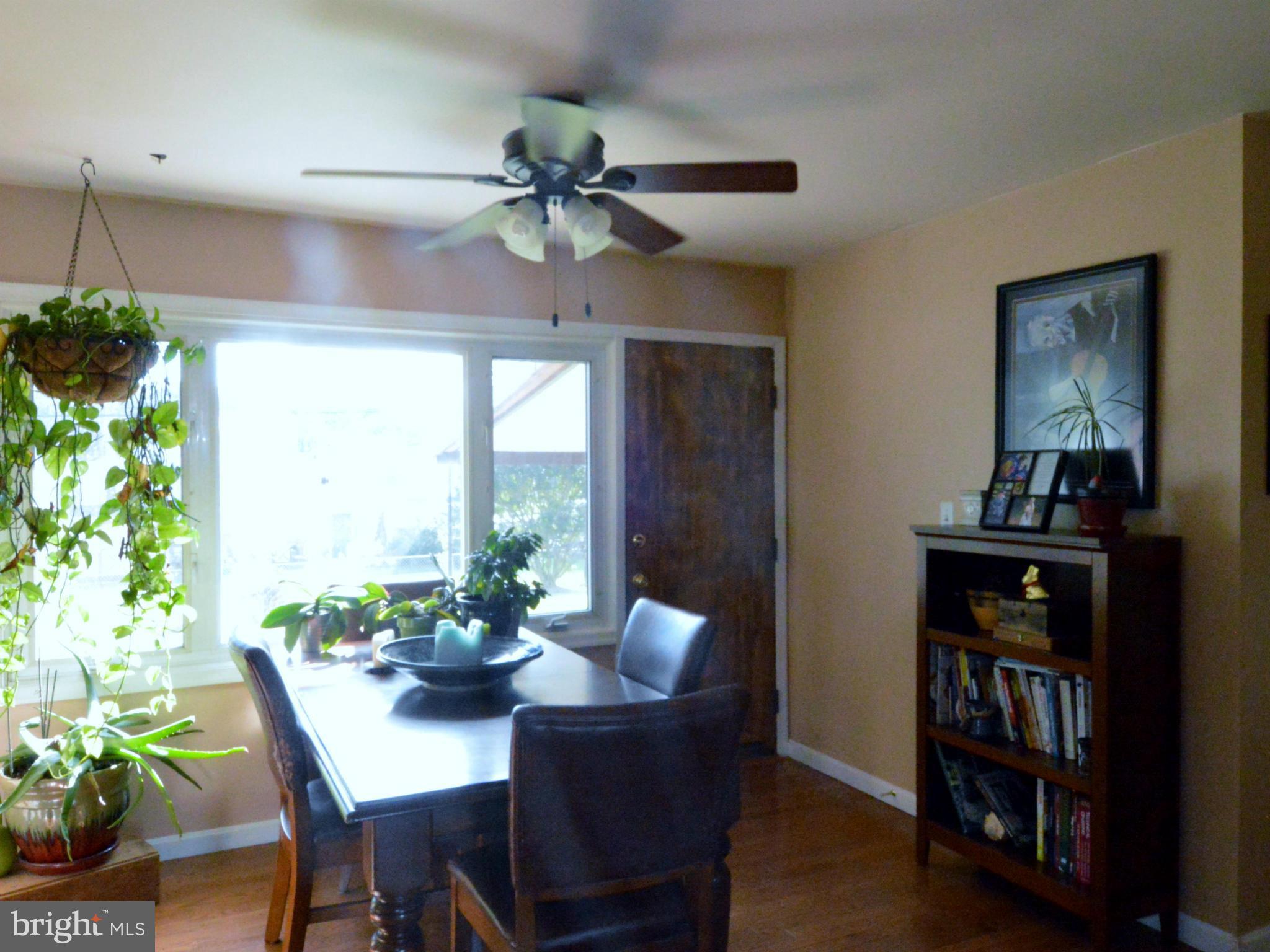 2445 Ellis Road Baltimore, MD 21234 - Photo 7 of 23 Dining Room