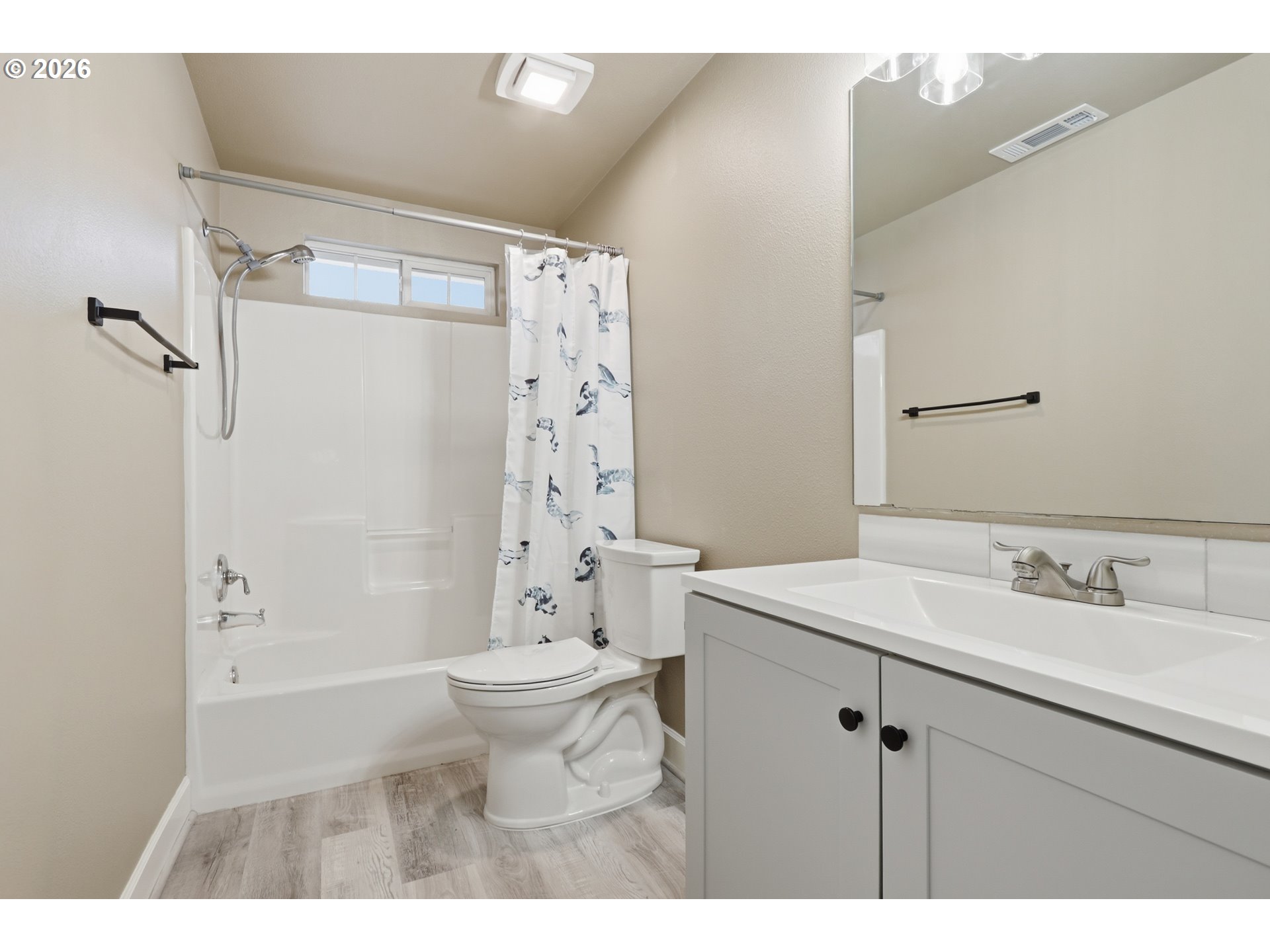 19405 Southeast 33rd Street Camas, WA 98607 - Photo 18 of 20 Primary Bedroom