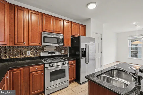 $450,000 | 15831 John Diskin Circle, Woodbridge, VA 22191