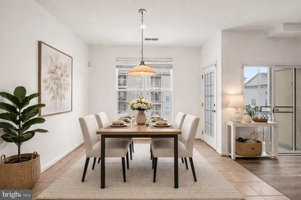 $450,000 | 15831 John Diskin Circle, Woodbridge, VA 22191