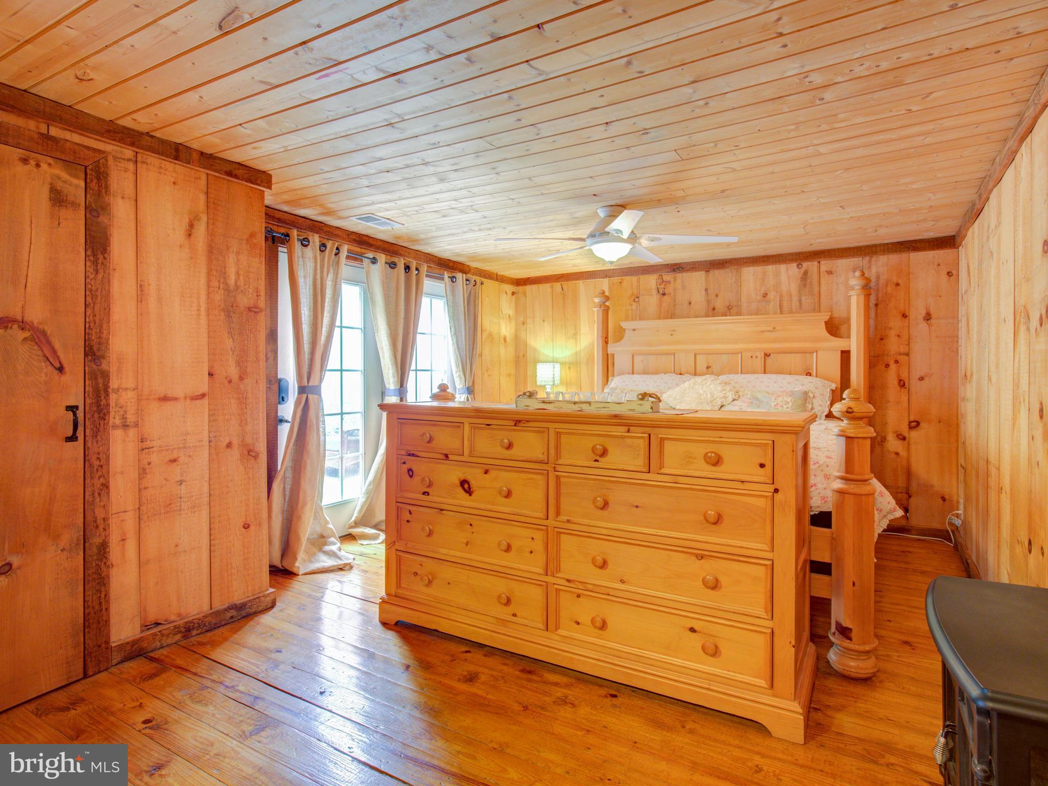 36847 Stony Point Road Purcellville, VA 20132 - Photo 23 of 57 Bedroom 5