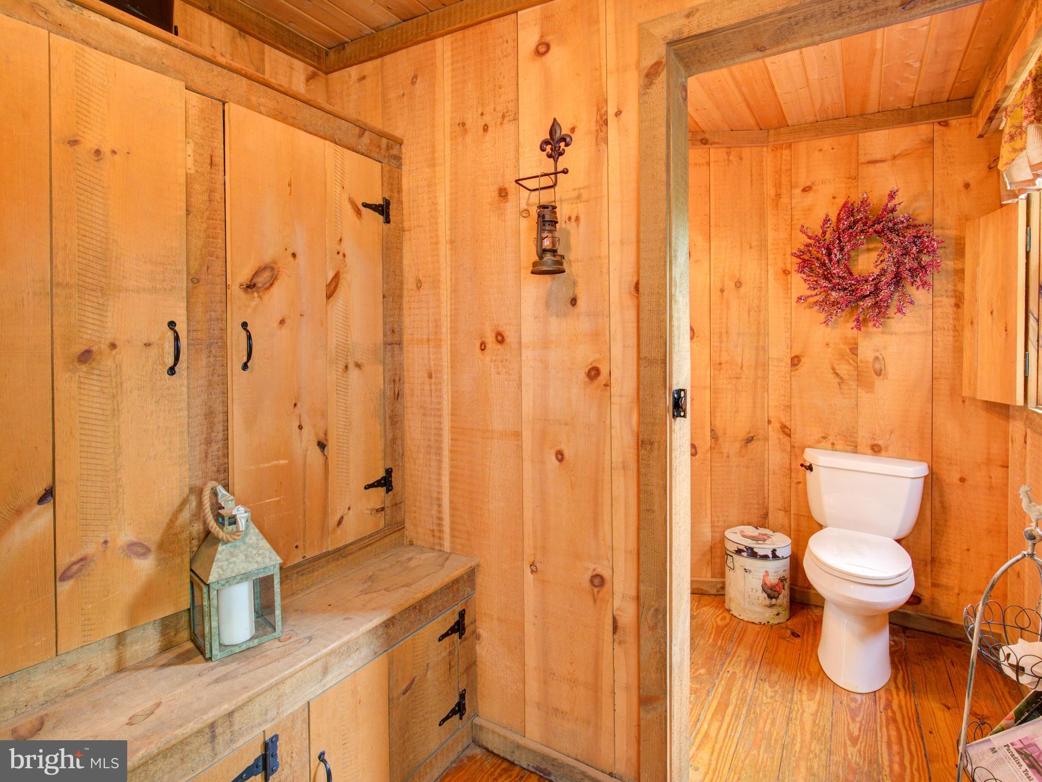 36847 Stony Point Road Purcellville, VA 20132 - Photo 34 of 57 bathroom