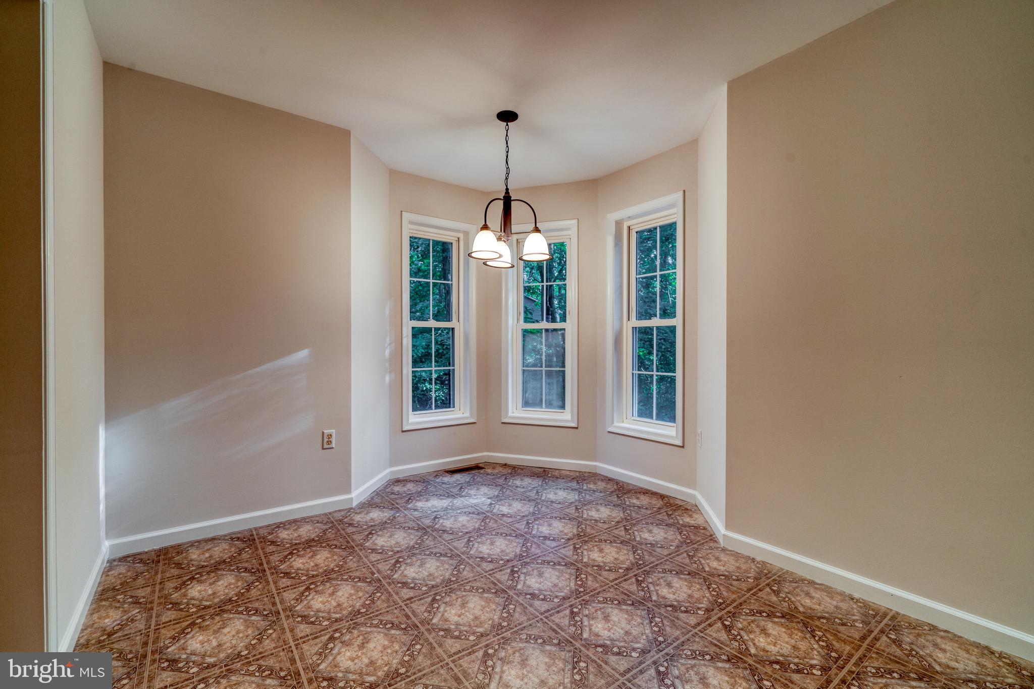 9540 Fairlee Road Chestertown, MD 21620 - Photo 10 of 31 Breakfast area