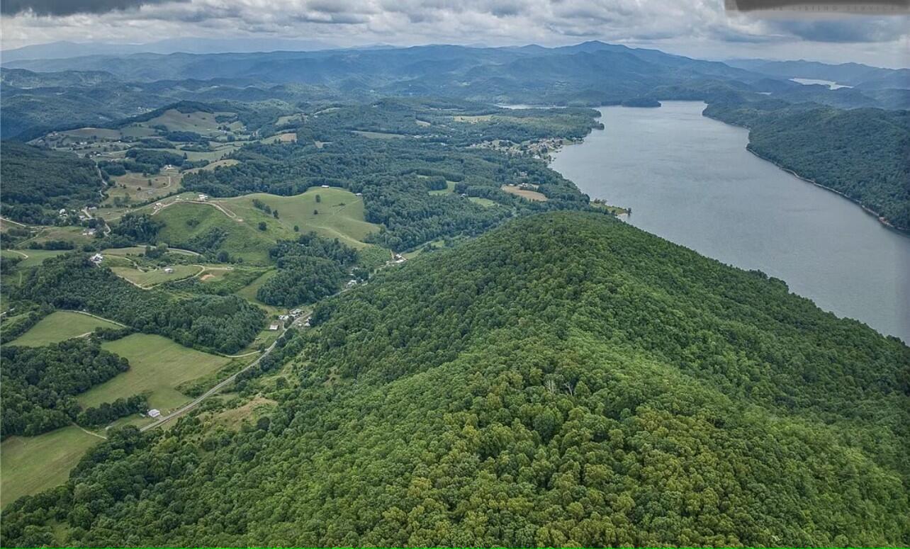 Tbd Lakeview Drive Butler, TN 37640 - Photo 3 of 4 IMG_5427