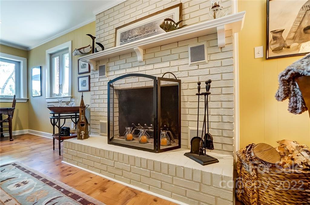 5818 Fiesta Road Lake Wylie, SC 29710 - Photo 16 of 41 Gallery Image 16