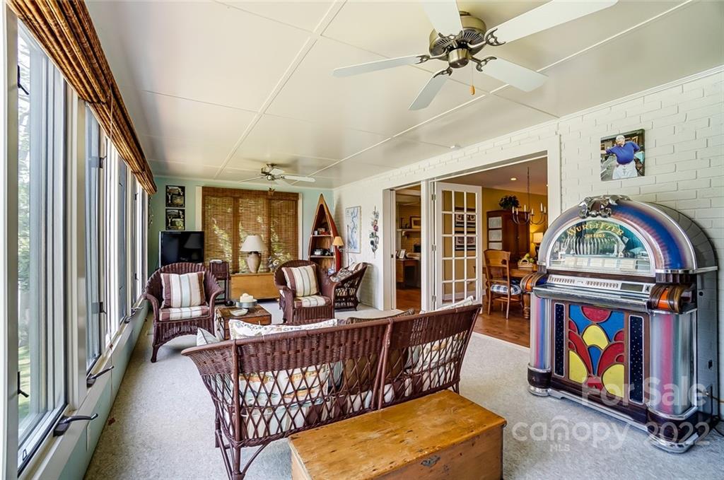 5818 Fiesta Road Lake Wylie, SC 29710 - Photo 17 of 41 Gallery Image 17