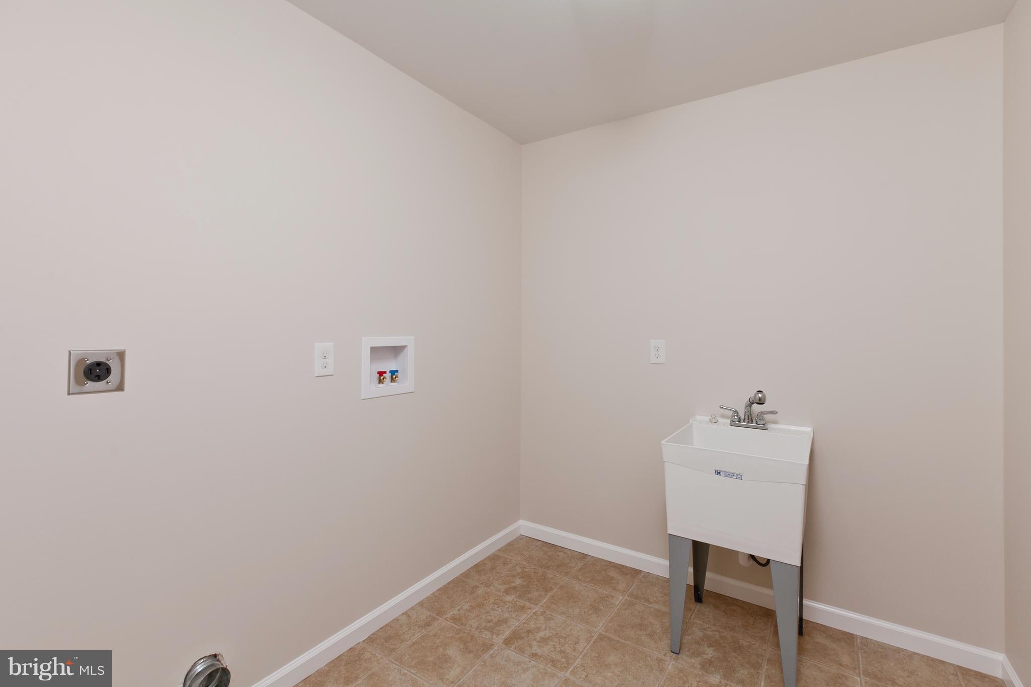 6241 Appletown Road Boonsboro, MD 21713 - Photo 18 of 30 Main Level Laundry Room