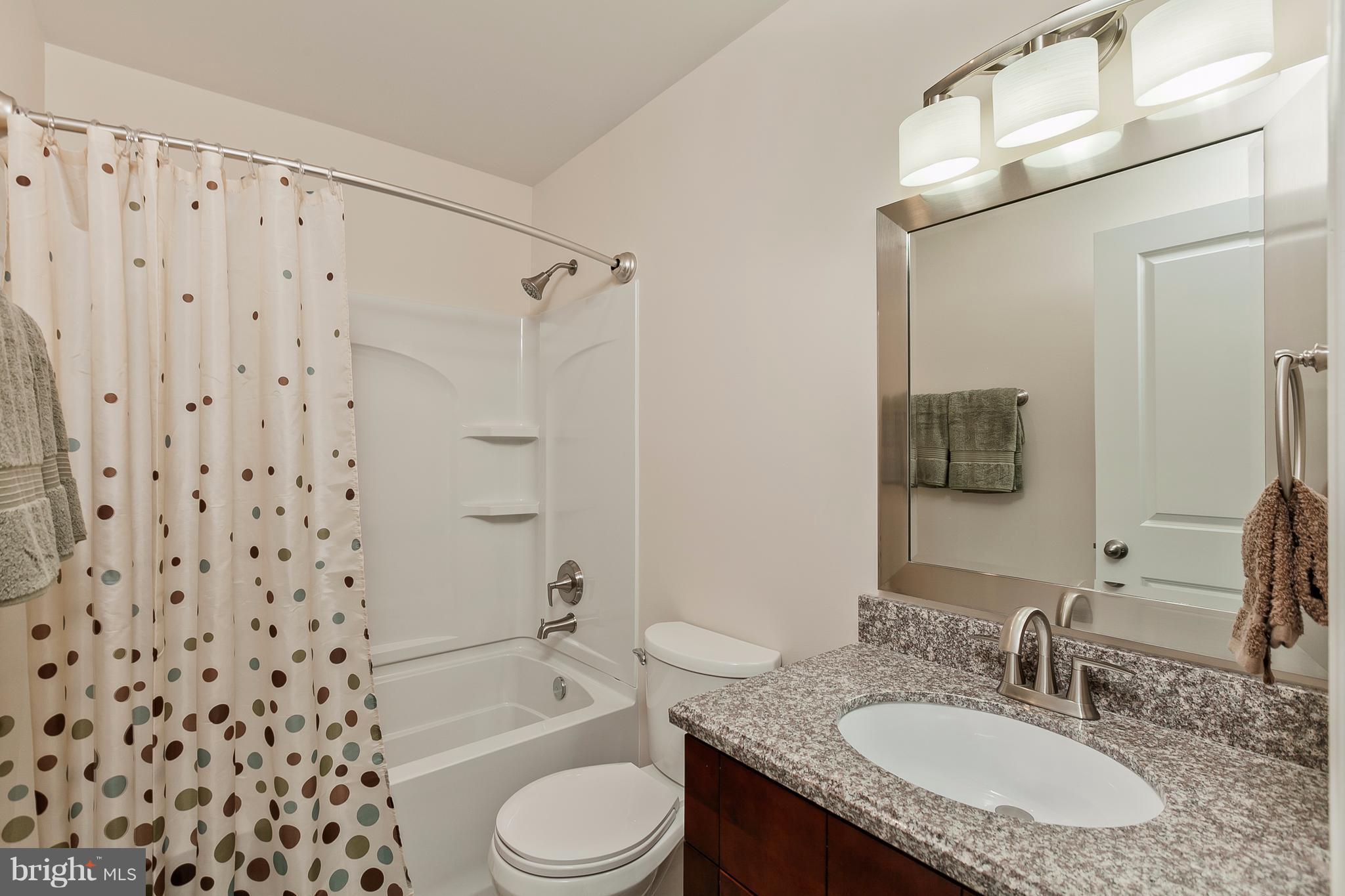 6241 Appletown Road Boonsboro, MD 21713 - Photo 19 of 30 Hall Bath