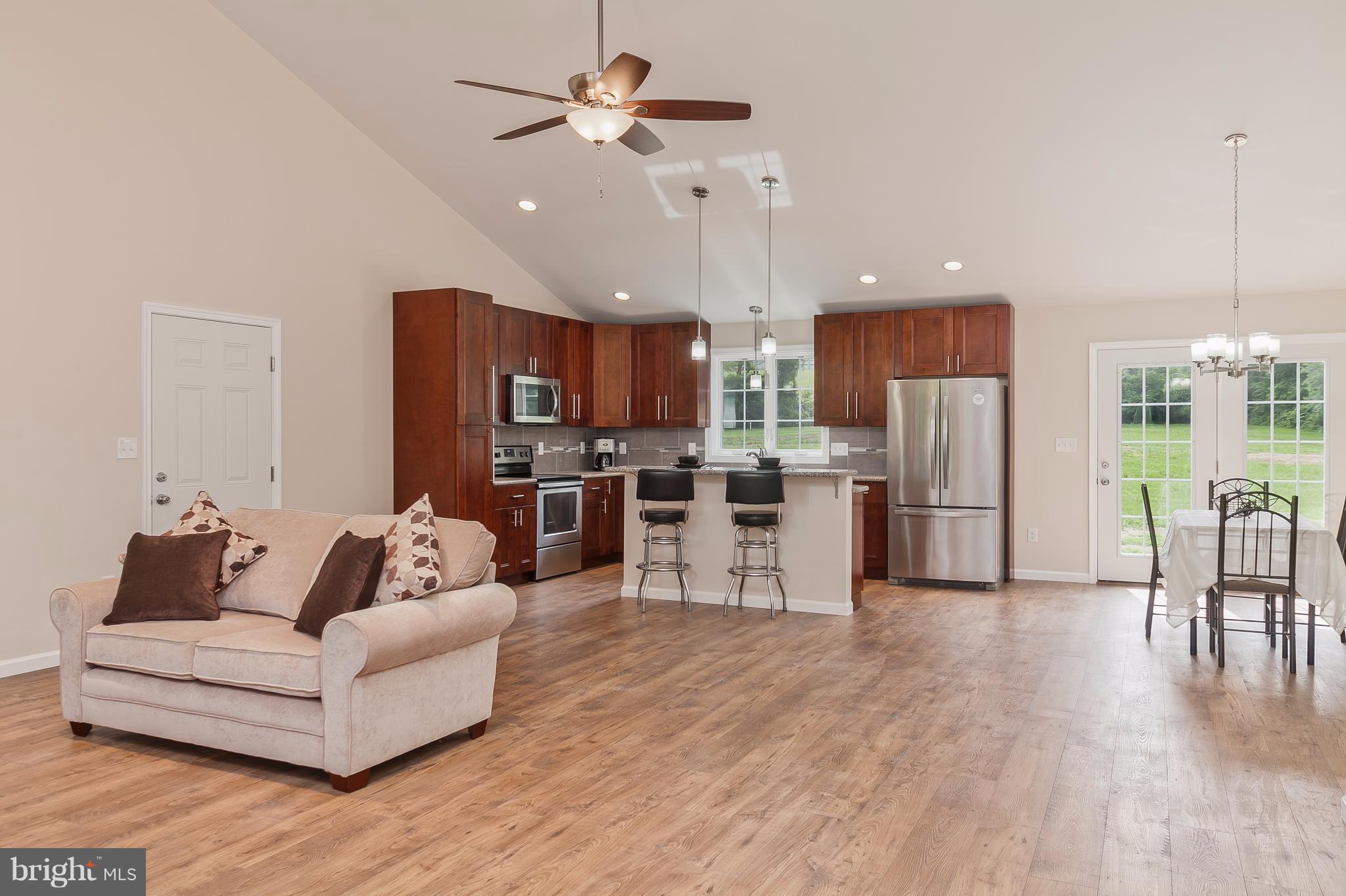 6241 Appletown Road Boonsboro, MD 21713 - Photo 7 of 30 Beautiful Open Concept Layout