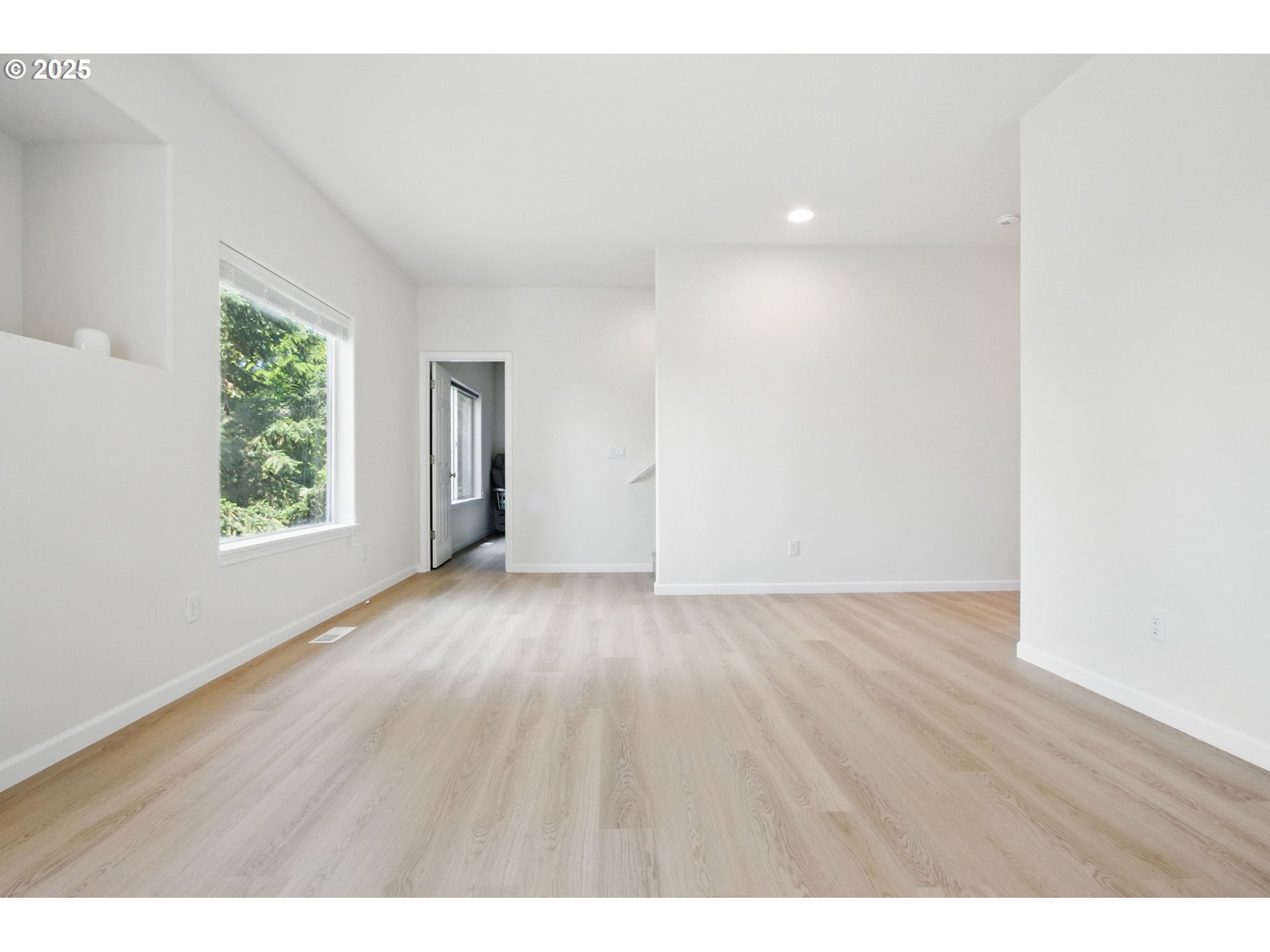 13640 Southwest Willow Top Lane Portland, OR 97224 - Photo 26 of 32 Gallery Image 26