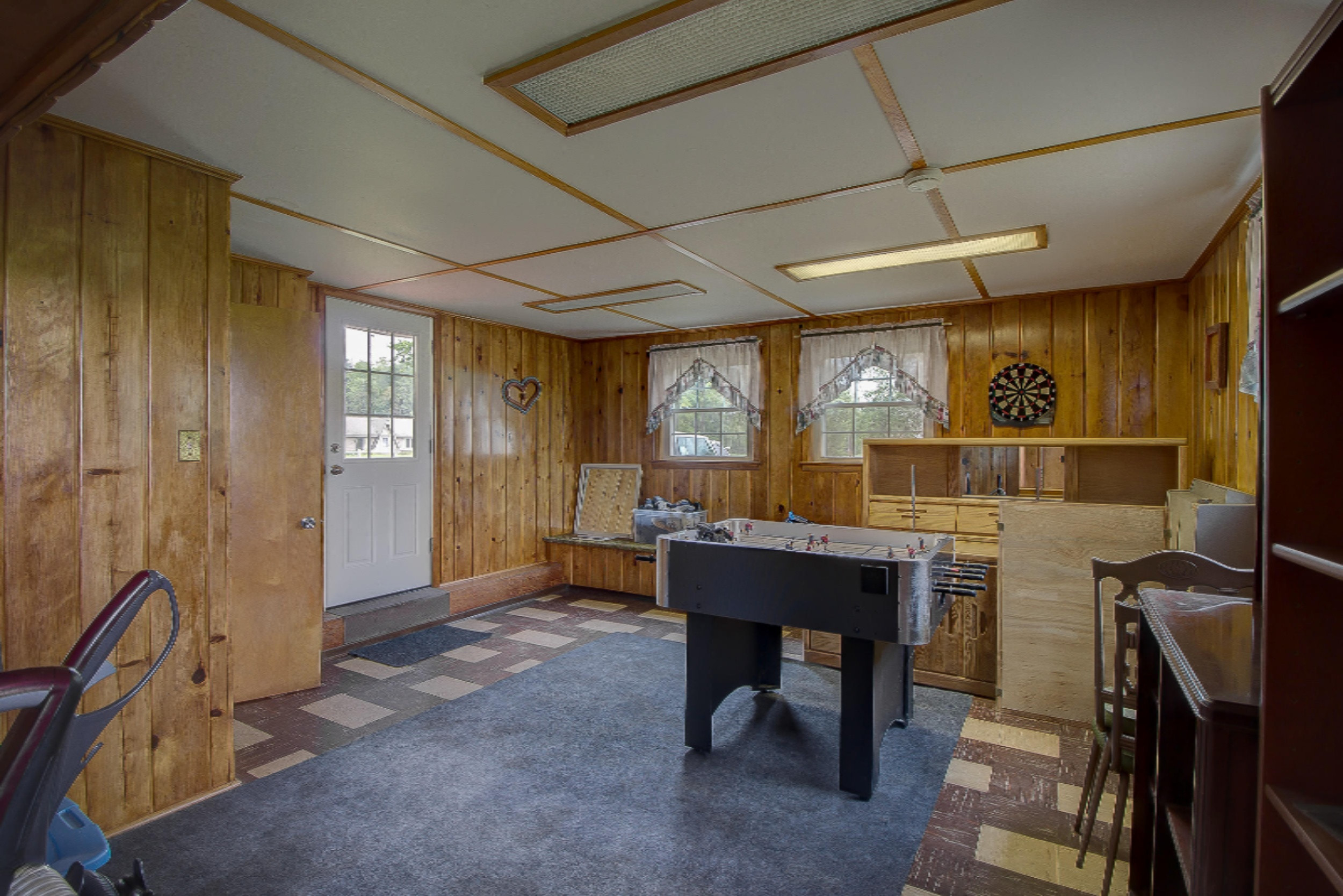 887 Dykstra Road Muskegon, MI 49445 - Photo 4 of 20 Nathan-16