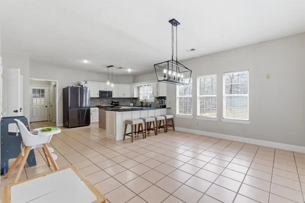 $469,500 | 915 Cliffview Road, Bolivar, TN 38008