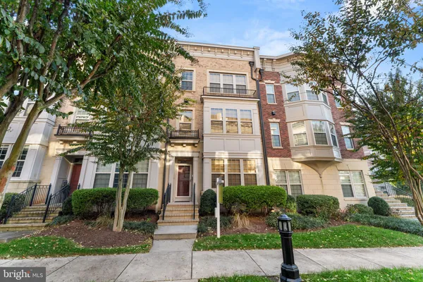 $755,000 | 602 Overlook Park Drive, National Harbor, MD 20745